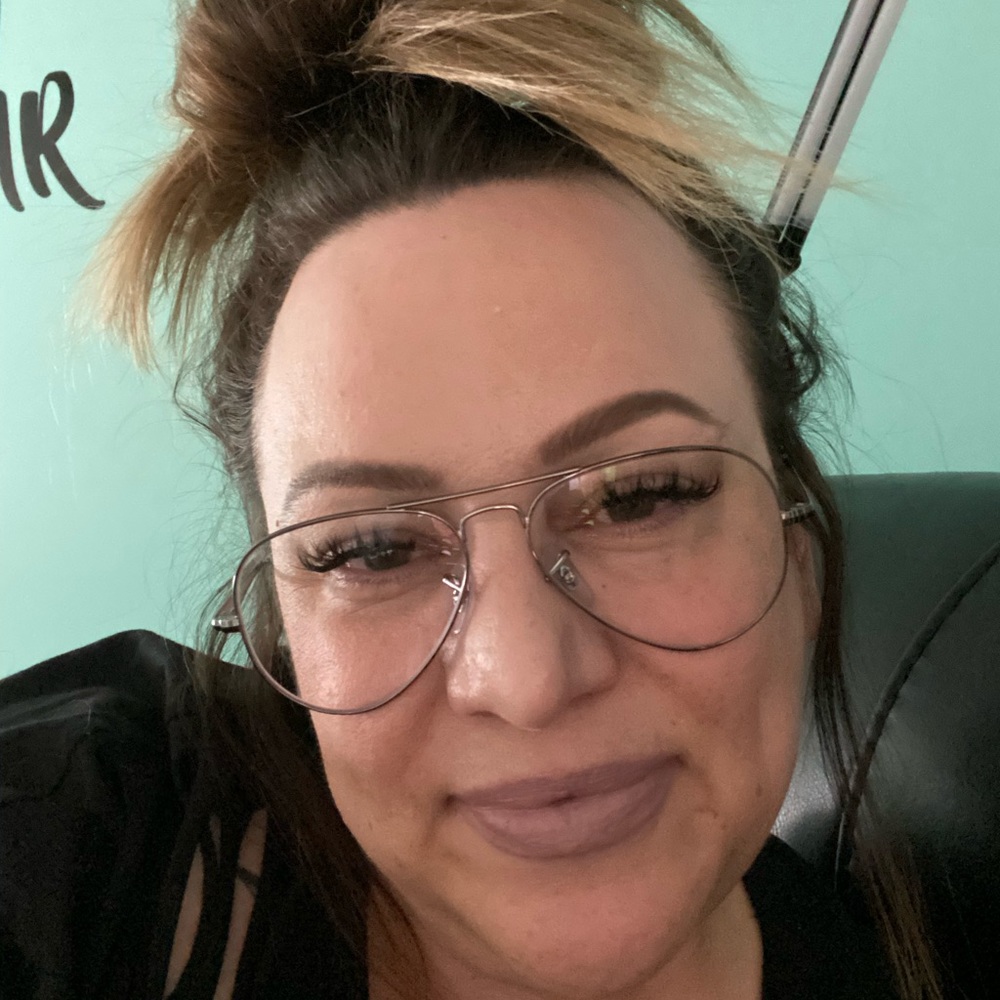Meet your Posher, Lori